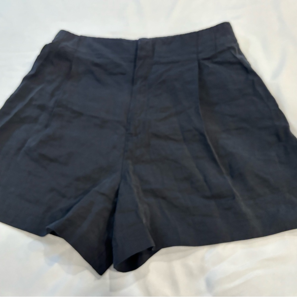 Zara black dress shorts (S)